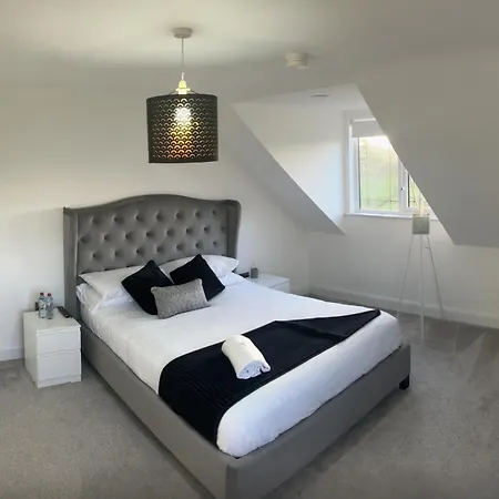 منزل ريفي The Blue Door ليتيركيني