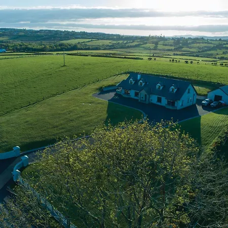 Εξοχικό σπίτι The Blue Door Letterkenny