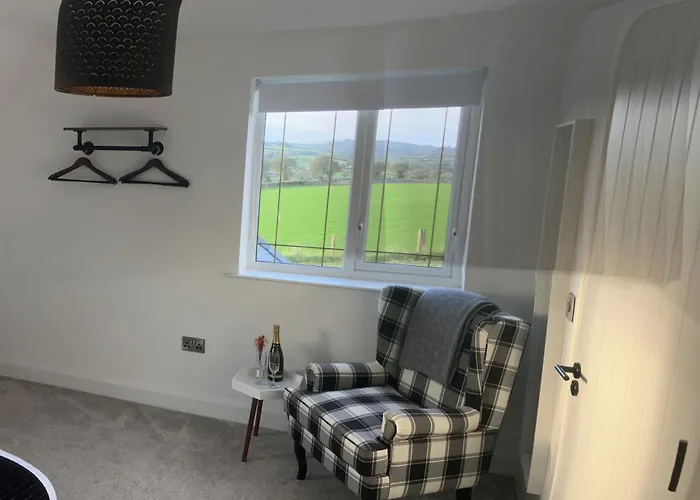 컨트리하우스 The Blue Door 레터케니