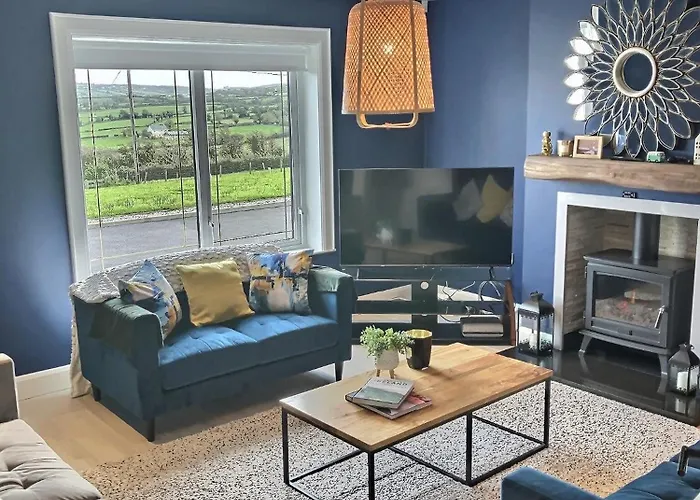 The Blue Door 컨트리하우스 레터케니