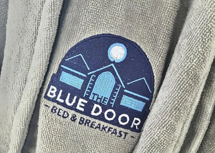 컨트리하우스 The Blue Door 레터케니