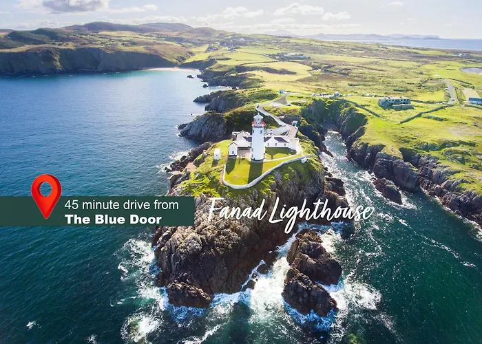 Летний дом The Blue Door